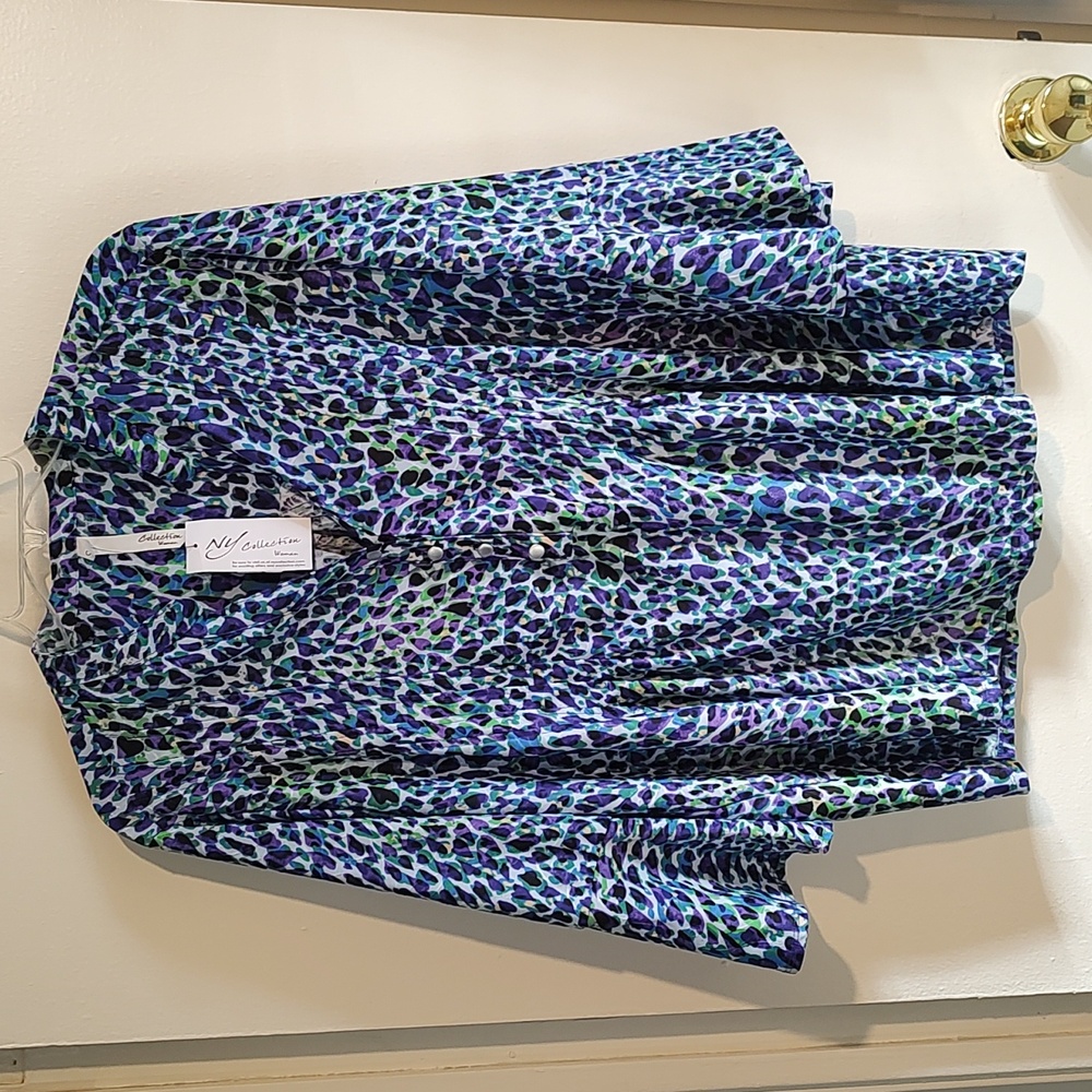 NY Collection Women's multicolor top With Bell Sleeves Size 1X
